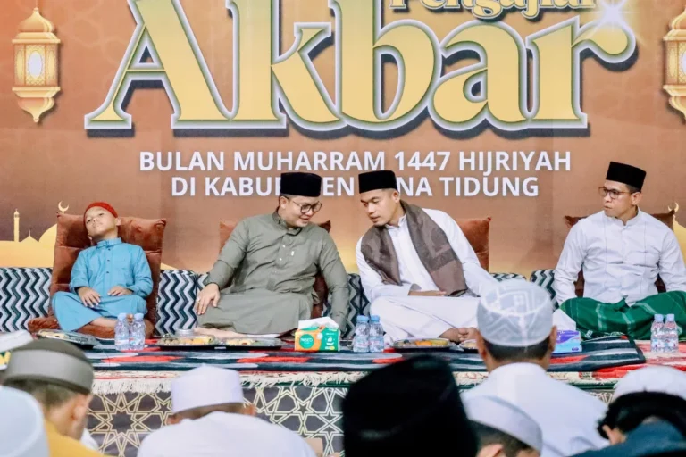 Kemarin malam, saya berkesempatan menghadiri Pengajian Akbar dalam rangka menyambut bulan Muhar